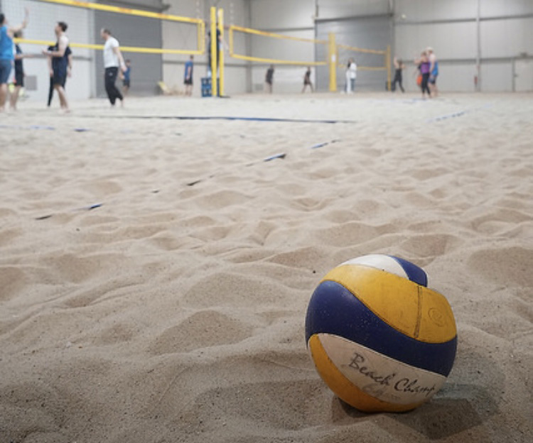 Beachvolleyball für einen guten Zweck