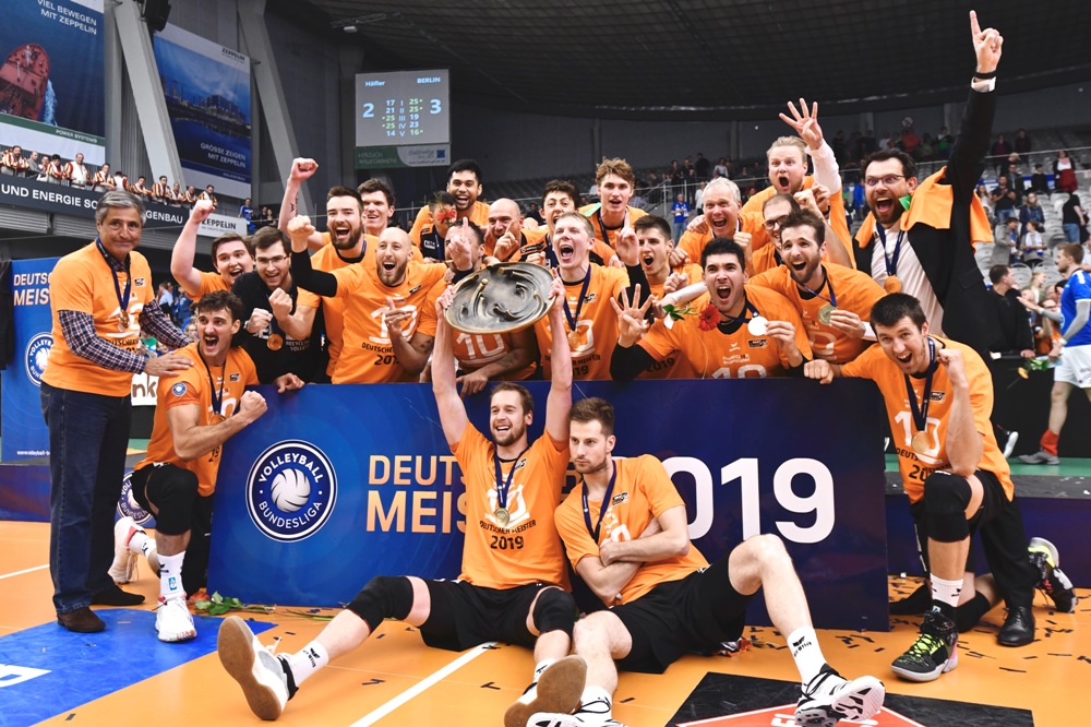 Der 10. Meistertitel in der Jubiläumssaison