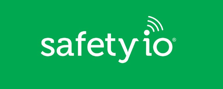 safety.io Logo auf grünem Grund